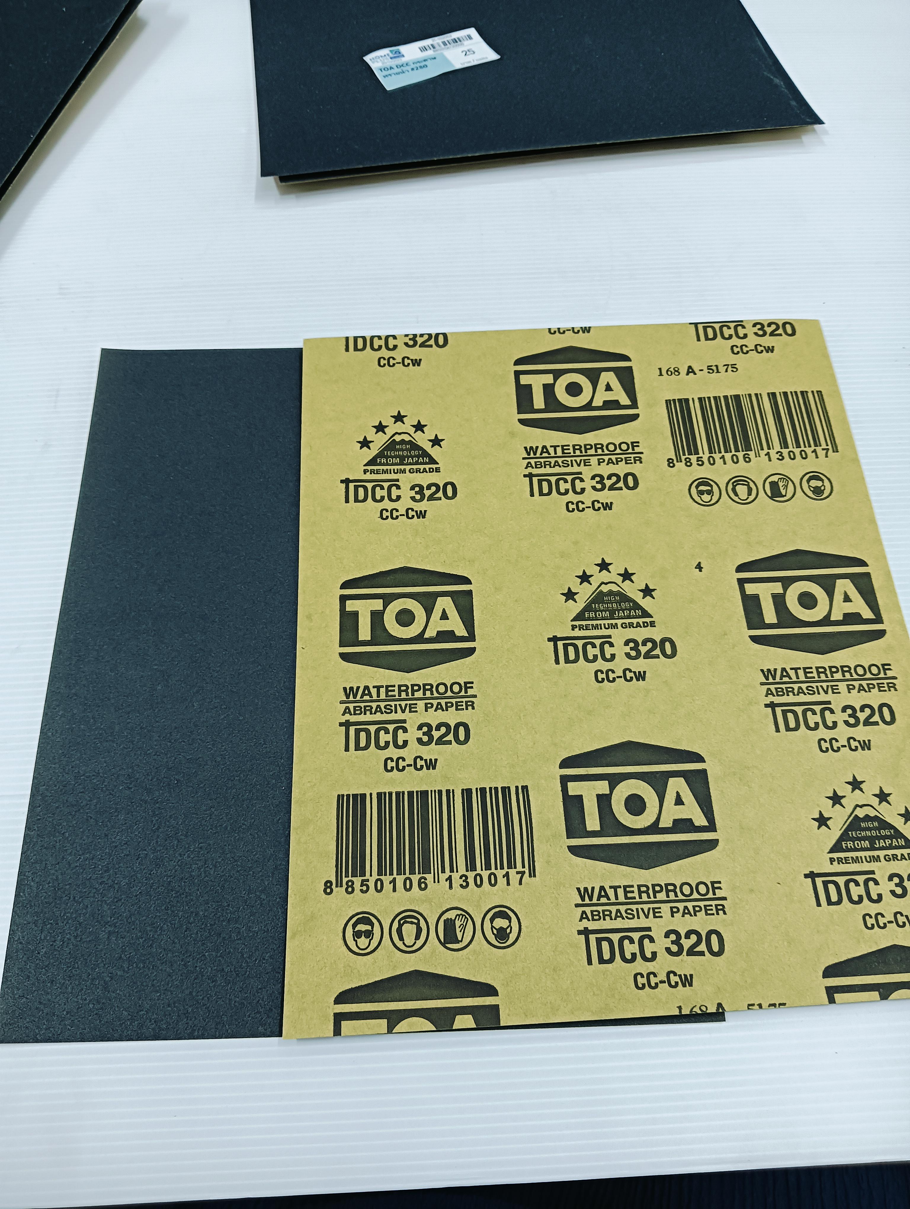 TOA DCC กระดาษทรายน้ำ #320 TOA DCC กระดาษทรายน้ำ #320 - ดำรงค์โฮมพลัส