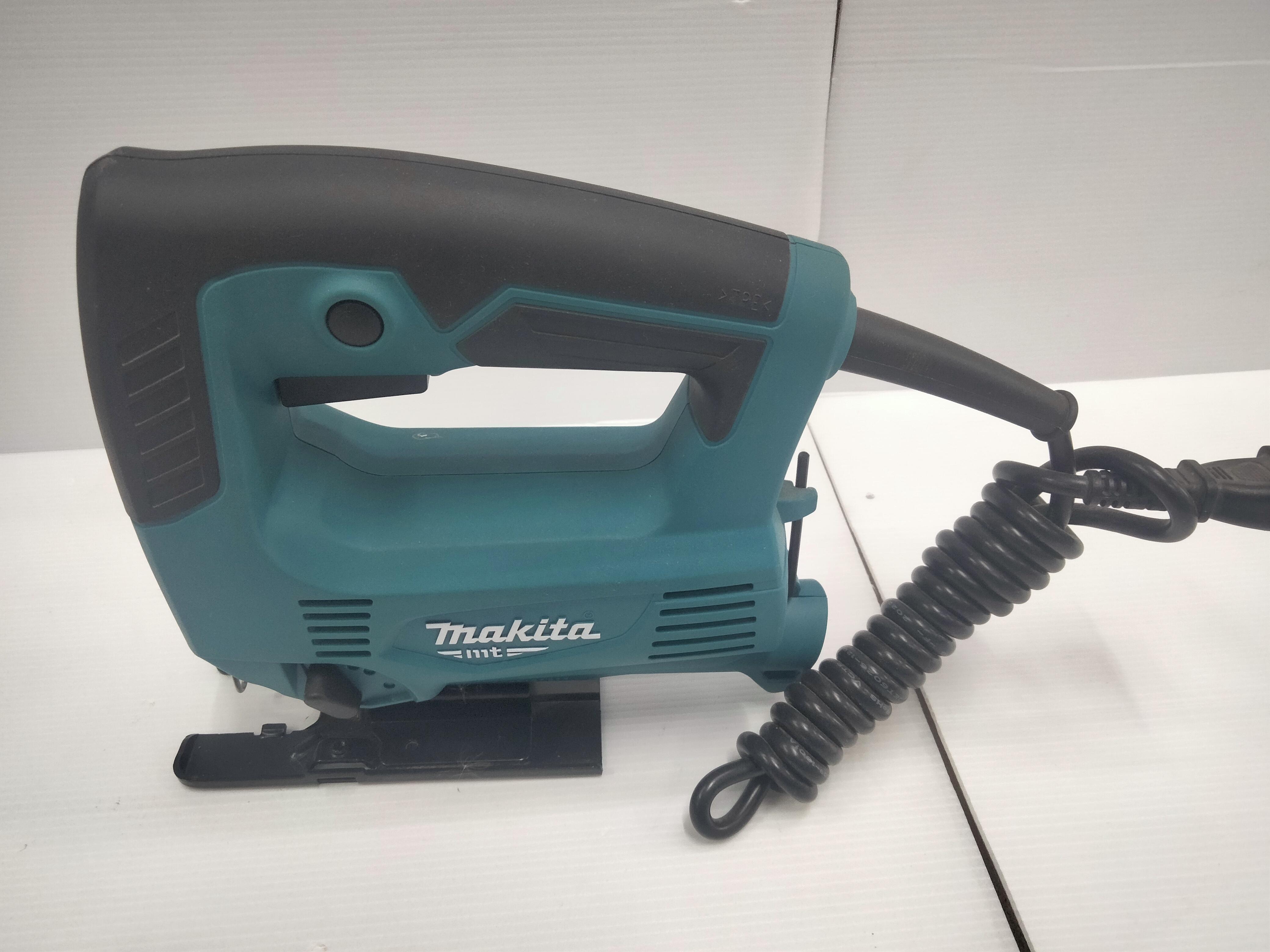 MAKITA เลื่อยจิ๊กซอร์ งานหนัก M4301B