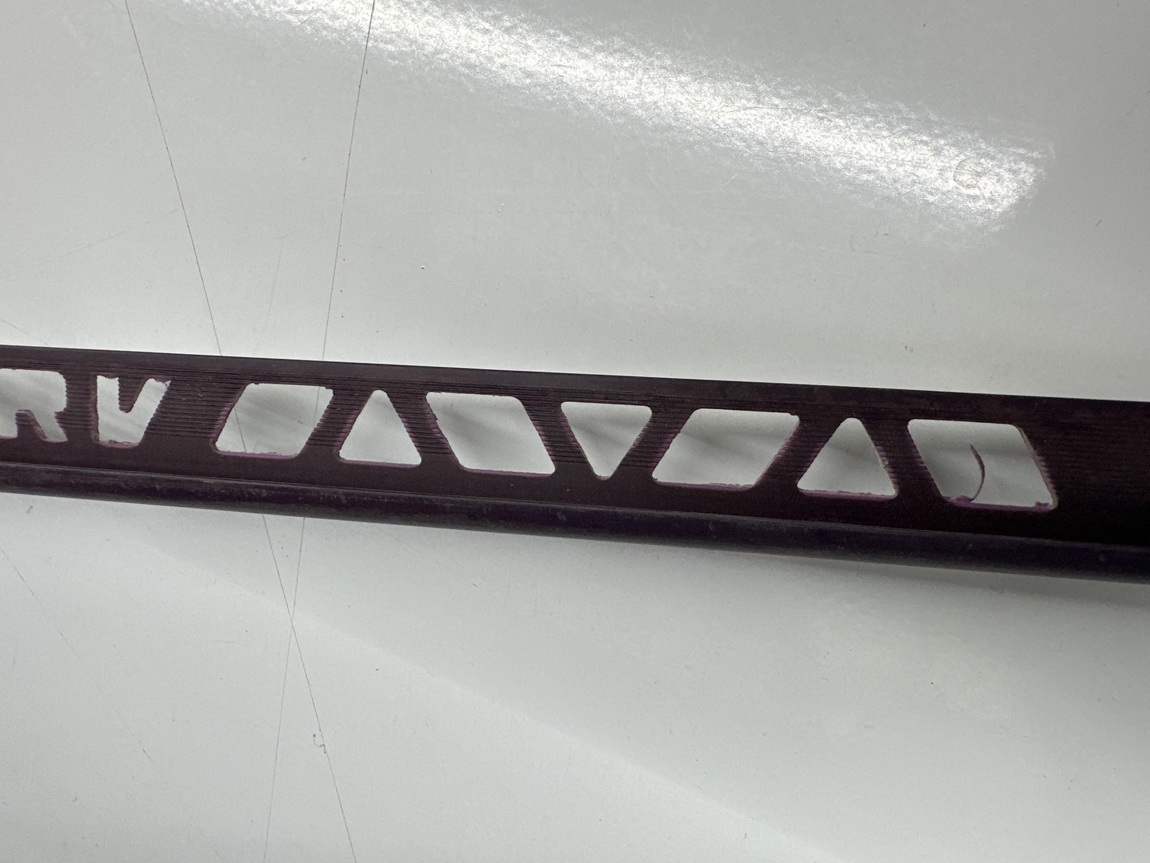 คิ้ว PVC สีเปลือกมังคุด VRV คิ้ว PVC สีเปลือกมังคุด VRV - ดำรงค์โฮมพลัส