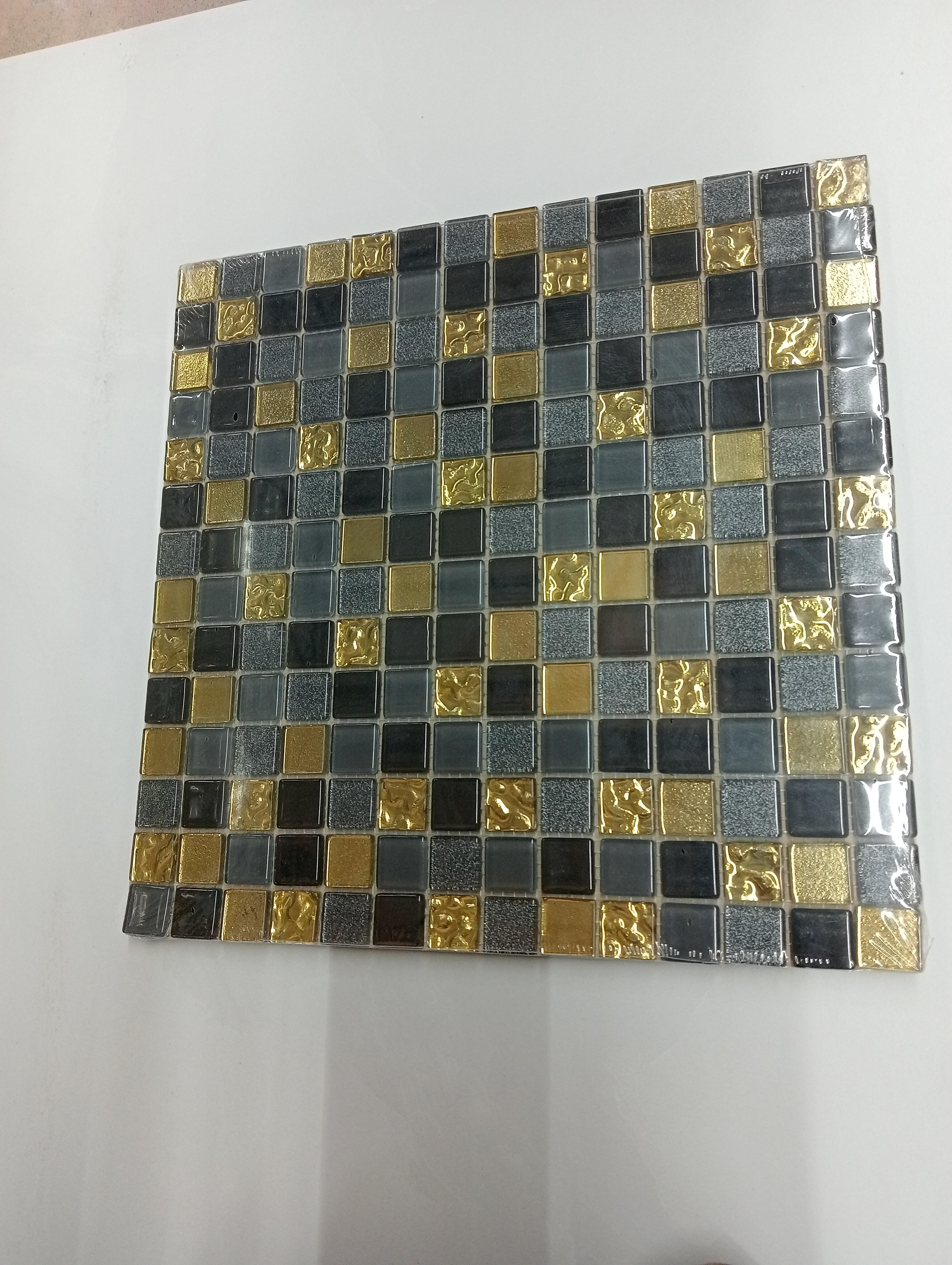 IMEX โมเสคแก้ว 30*30 PRINCE GOLDEN BLACK CTZ-05PI