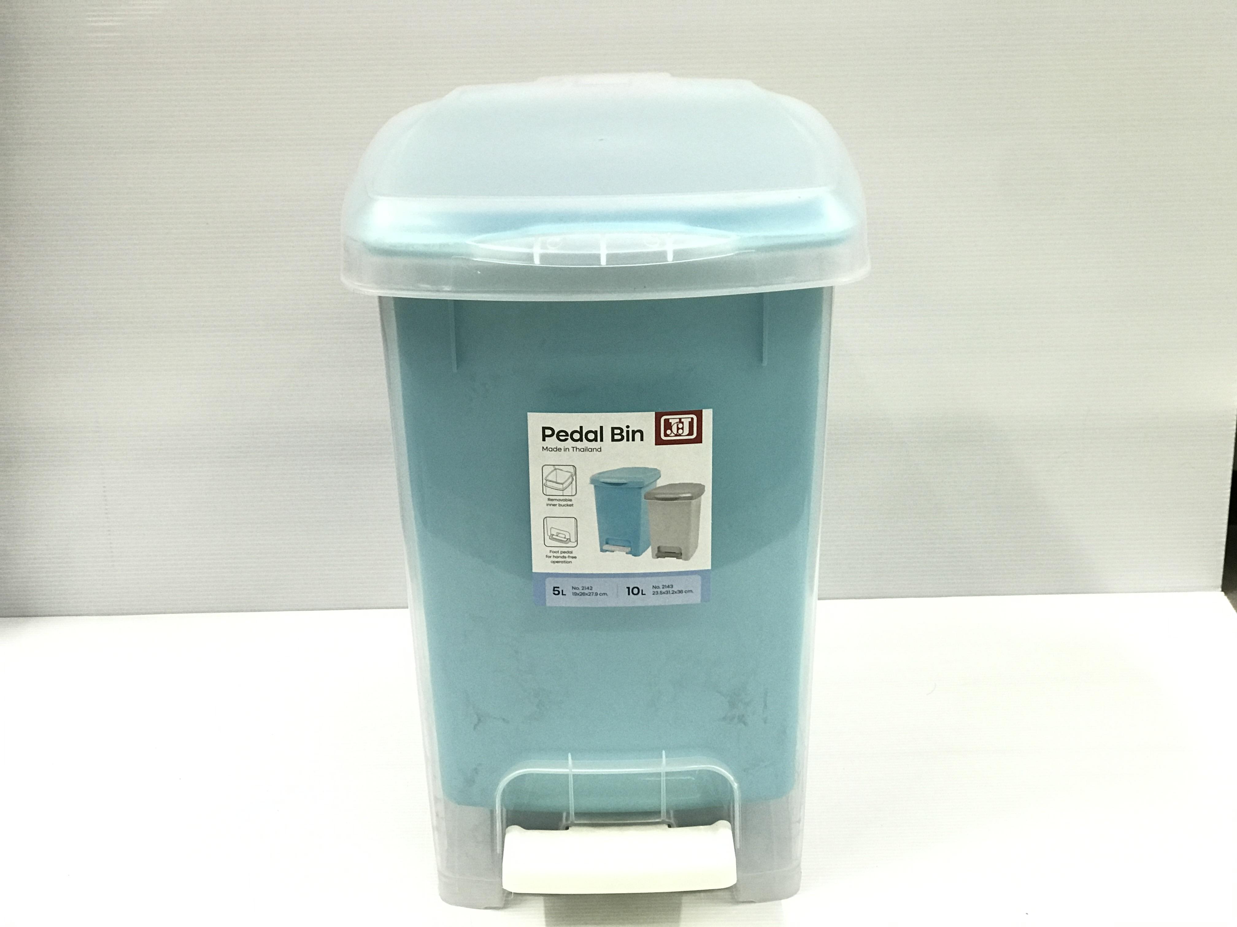 JCJ ถังขยะเหยียบ 10L. 2143 สีฟ้า JCJ ถังขยะเหยียบ 10L. 2143 สีฟ้า - ดำรงค์โฮมพลัส