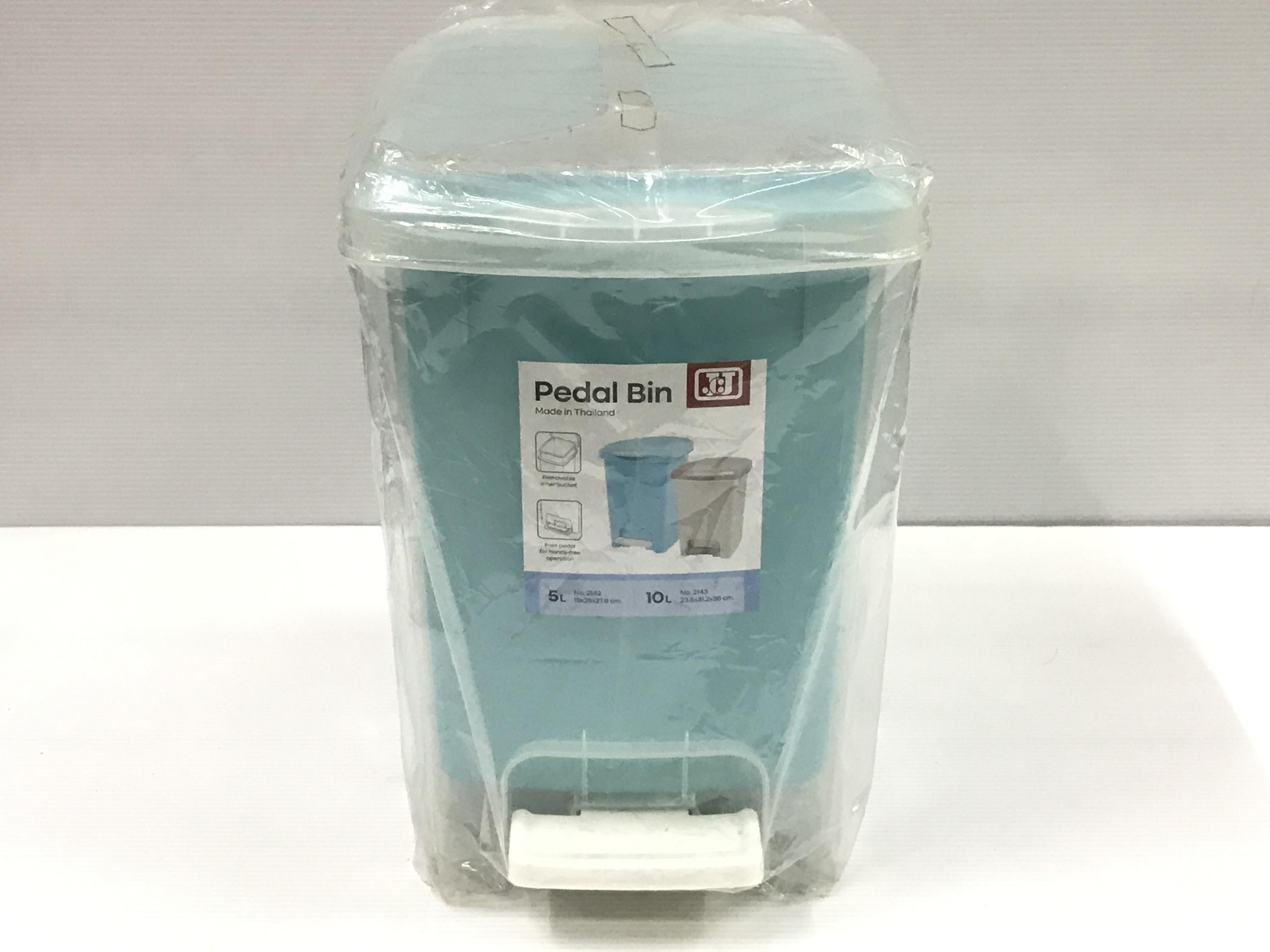 JCJ ถังขยะเหยียบ 5L. 2142 สีฟ้า JCJ ถังขยะเหยียบ 5L. 2142 สีฟ้า - ดำรงค์โฮมพลัส
