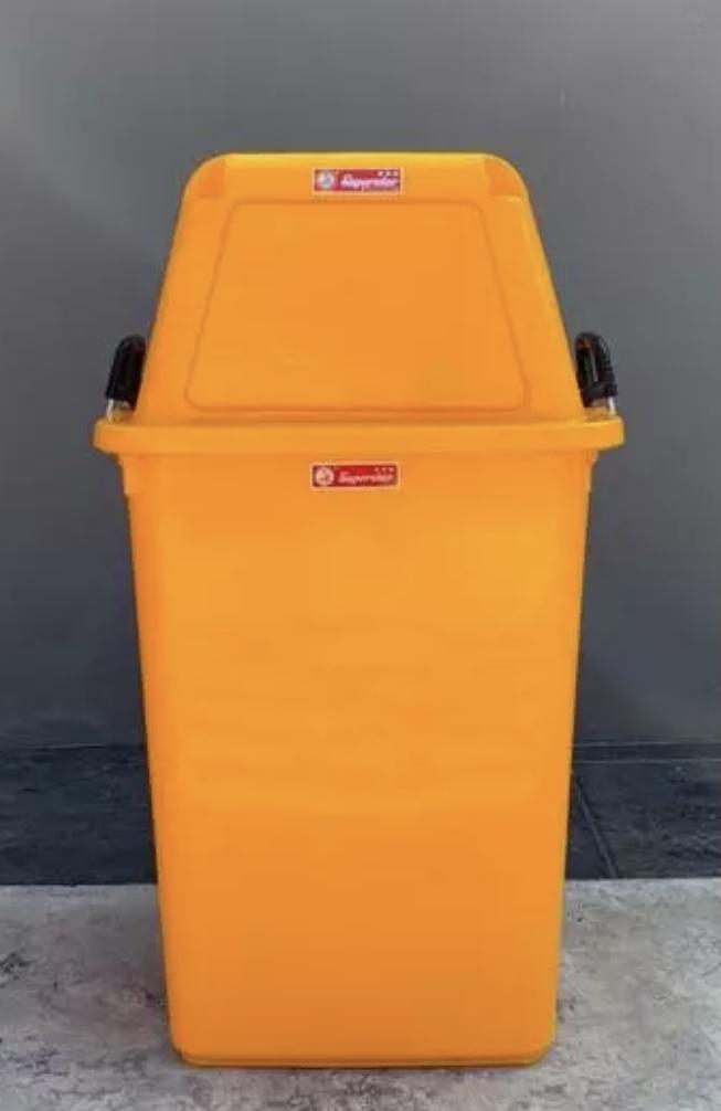 ตรางู ถังขยะเหลี่ยม ฝาสวิงข้าง 125L. (A) สีเหลือง (6ใบ/มัด) ตรางู ถังขยะเหลี่ยม ฝาสวิงข้าง 125L. (A) สีเหลือง (6ใบ/มัด) - ดำรงค์โฮมพลัส