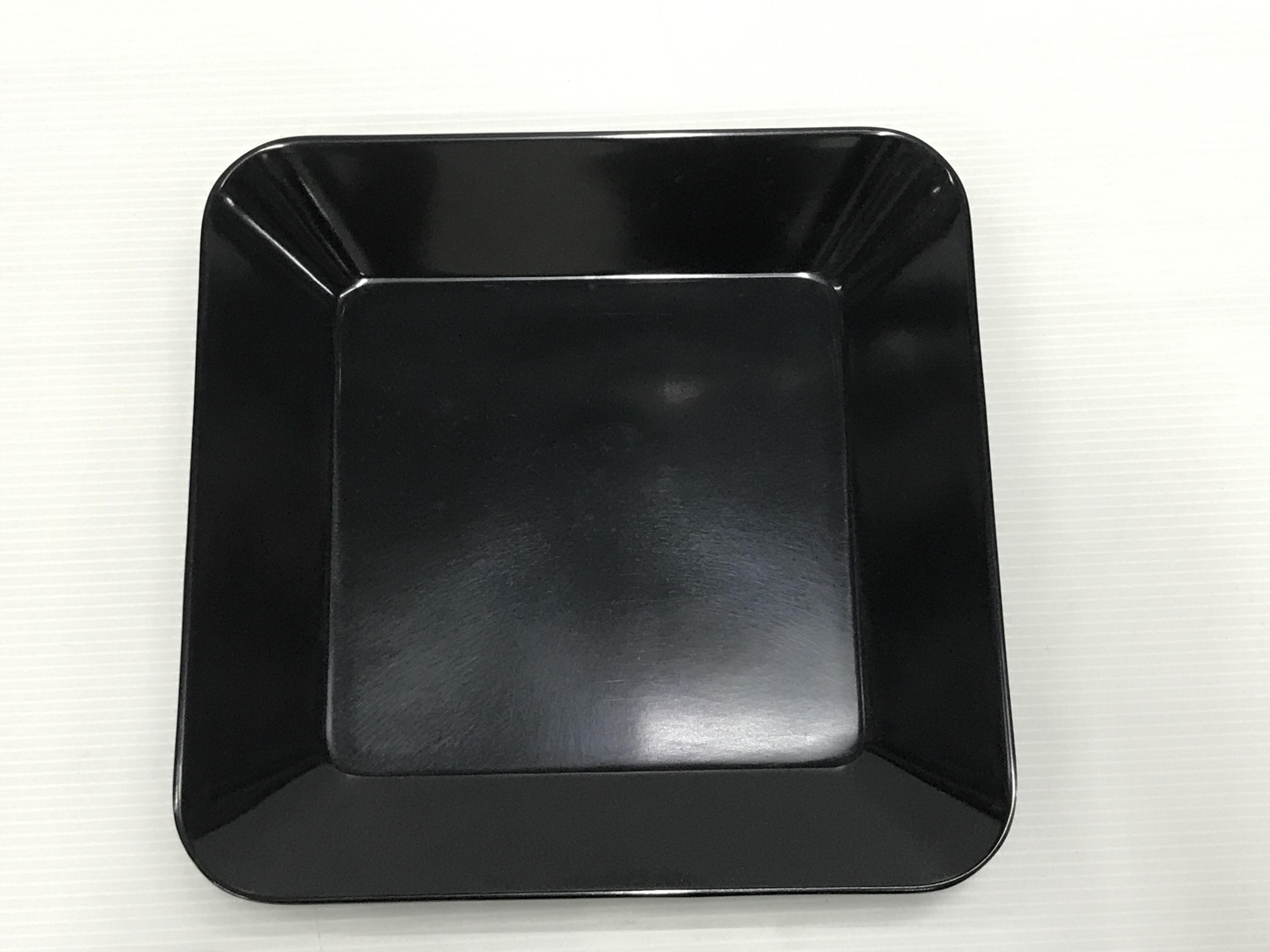 Melamine จานสี่เหลี่ยม 8 นิ้ว P6056-8 สีดำ Melamine จานสี่เหลี่ยม 8 นิ้ว P6056-8 สีดำ - ดำรงค์โฮมพลัส
