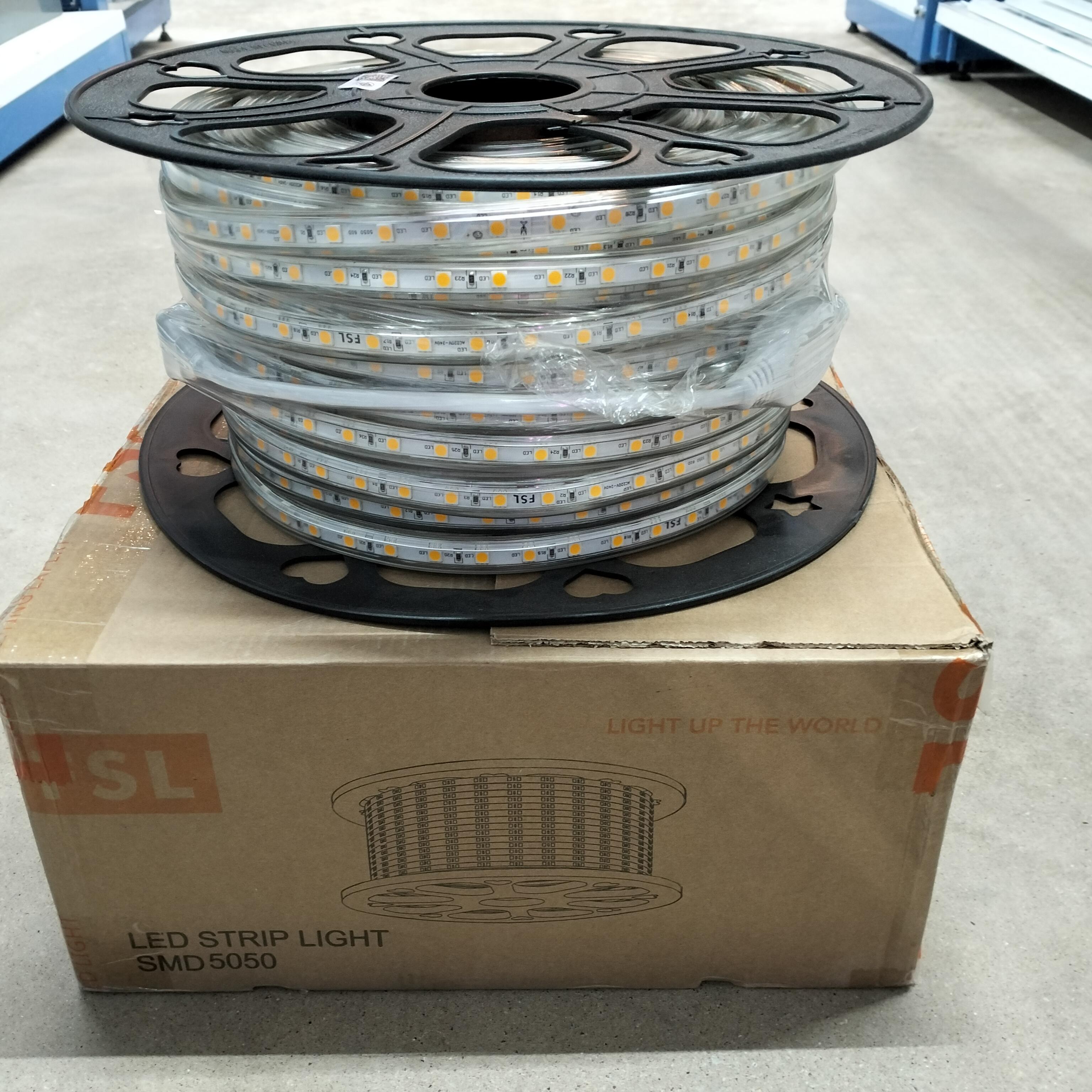FSL ไฟเส้น LED STRIP LIGHT 7W RGB (50เมตร/ม้วน) แบรนด์ FSL - ระบบไฟฟ้าและระบบน้ำ ราคา 6,100 บาท