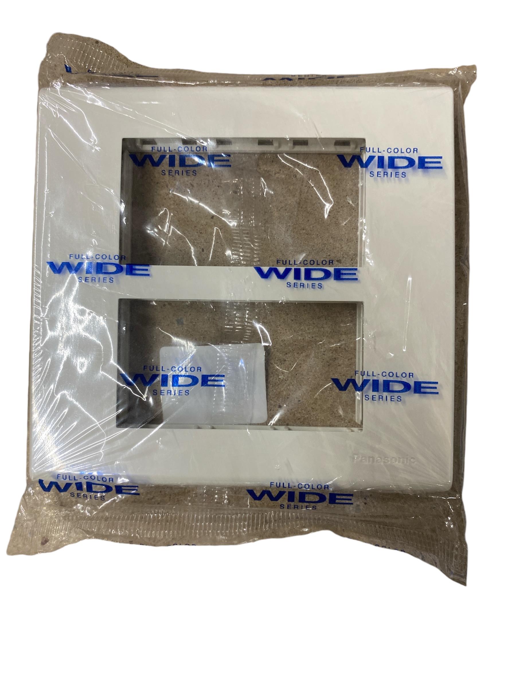 Panasonic หน้ากาก 6ช่องหน้าใหม่ WEG6806WK Panasonic หน้ากาก 6ช่องหน้าใหม่ WEG6806WK - ดำรงค์โฮมพลัส