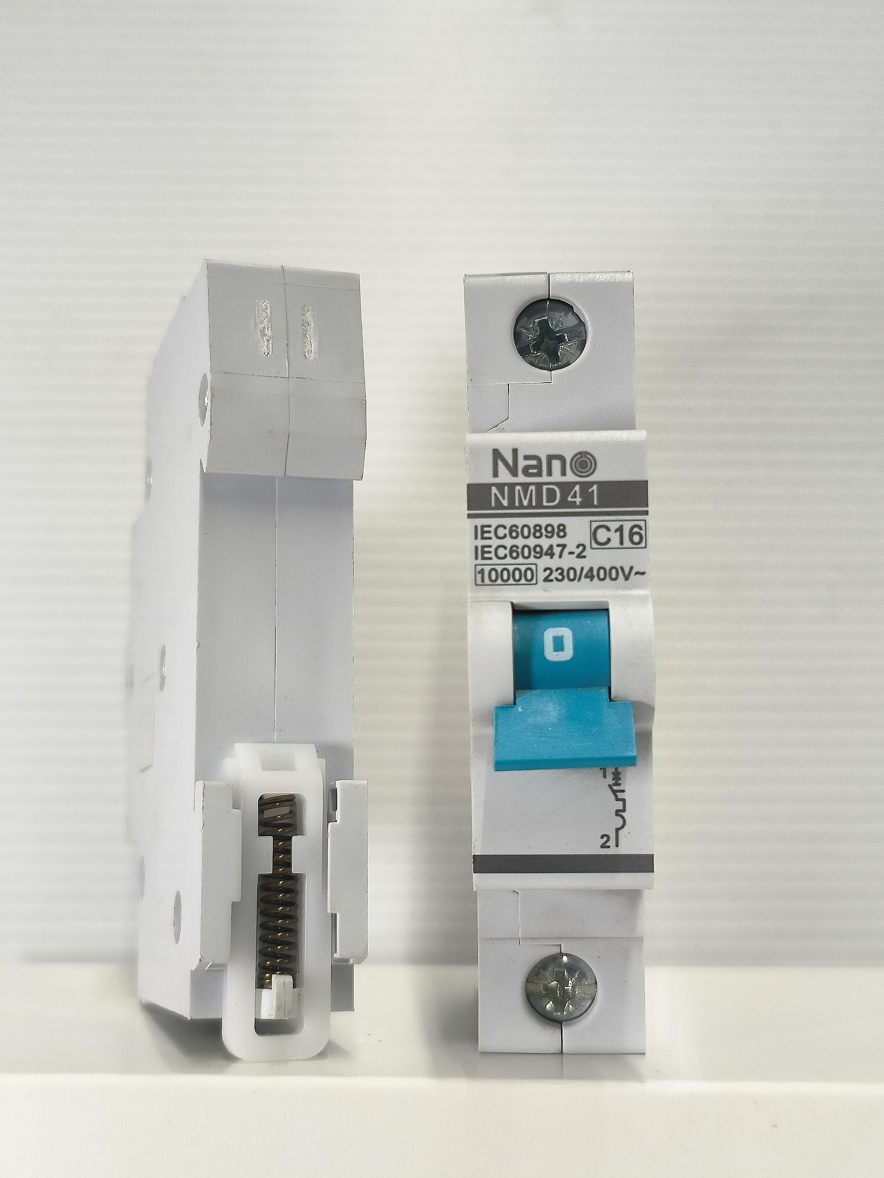 NANO เซอร์กิตเบรกเกอร์ NMD41C16 (1เฟส 16A)(12/ลัง) NANO เซอร์กิตเบรกเกอร์ NMD41C16 (1เฟส 16A)(12/ลัง) - ดำรงค์โฮมพลัส