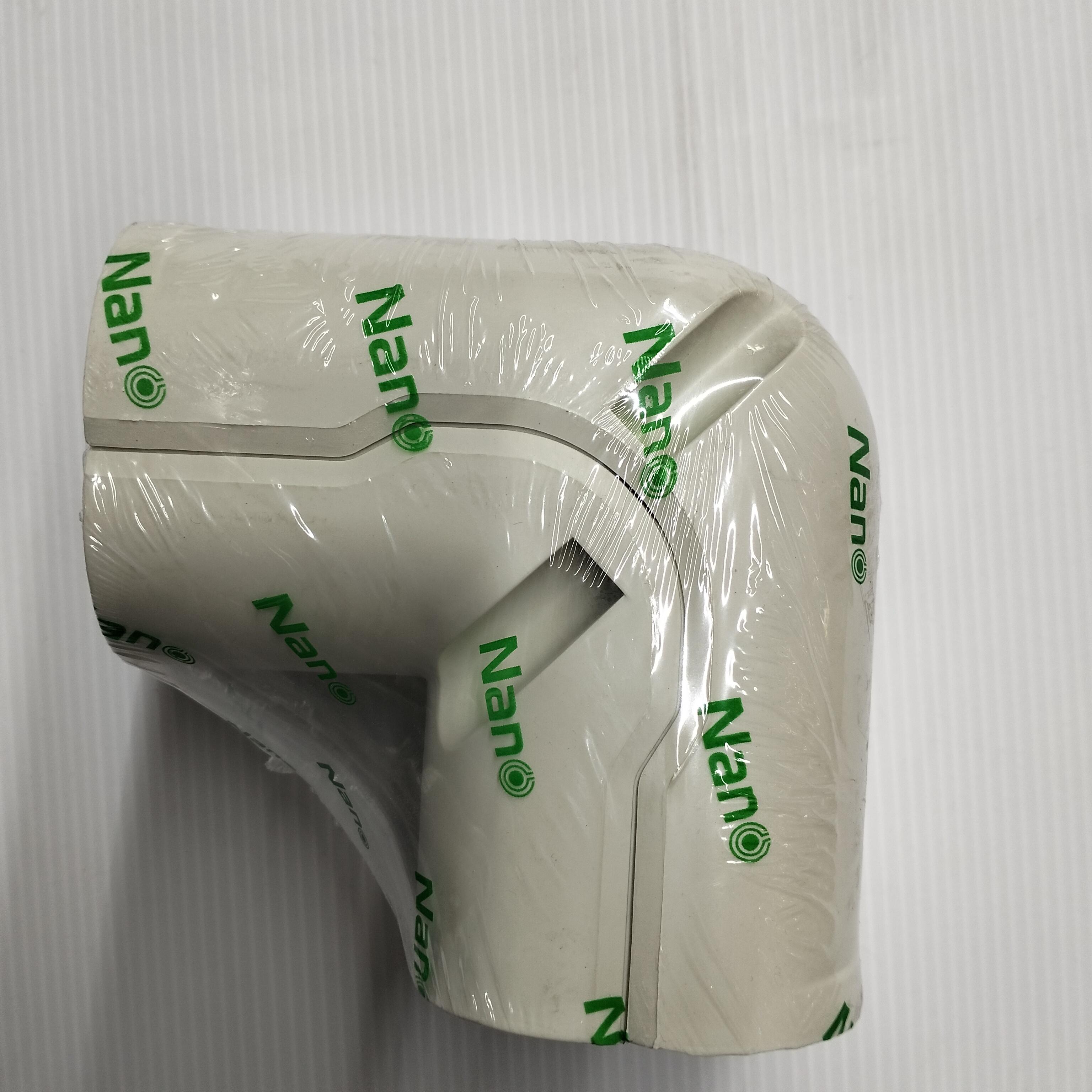 NANO ข้องอแอร์มุม 90องศา AC75 (81*106*63mm.) ครีม(24/มัด) NANO ข้องอแอร์มุม 90องศา AC75 (81*106*63mm.) ครีม(24/มัด) - ดำรงค์โฮมพลัส