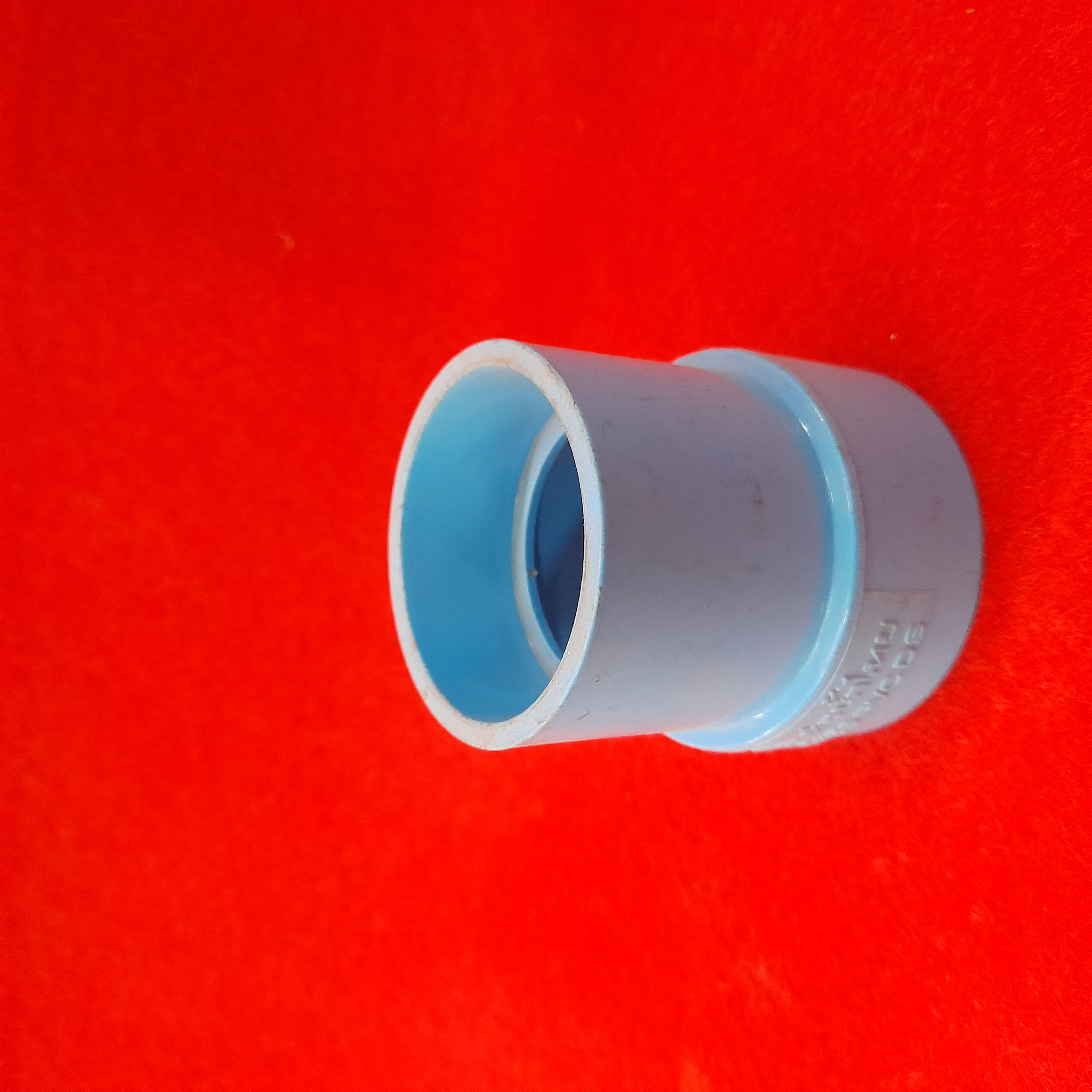 ท่อน้ำไทย ข้อลดบาง PVC 1-1/2*1-1/4นิ้ว ท่อน้ำไทย ข้อลดบาง PVC 1-1/2*1-1/4นิ้ว - ดำรงค์โฮมพลัส