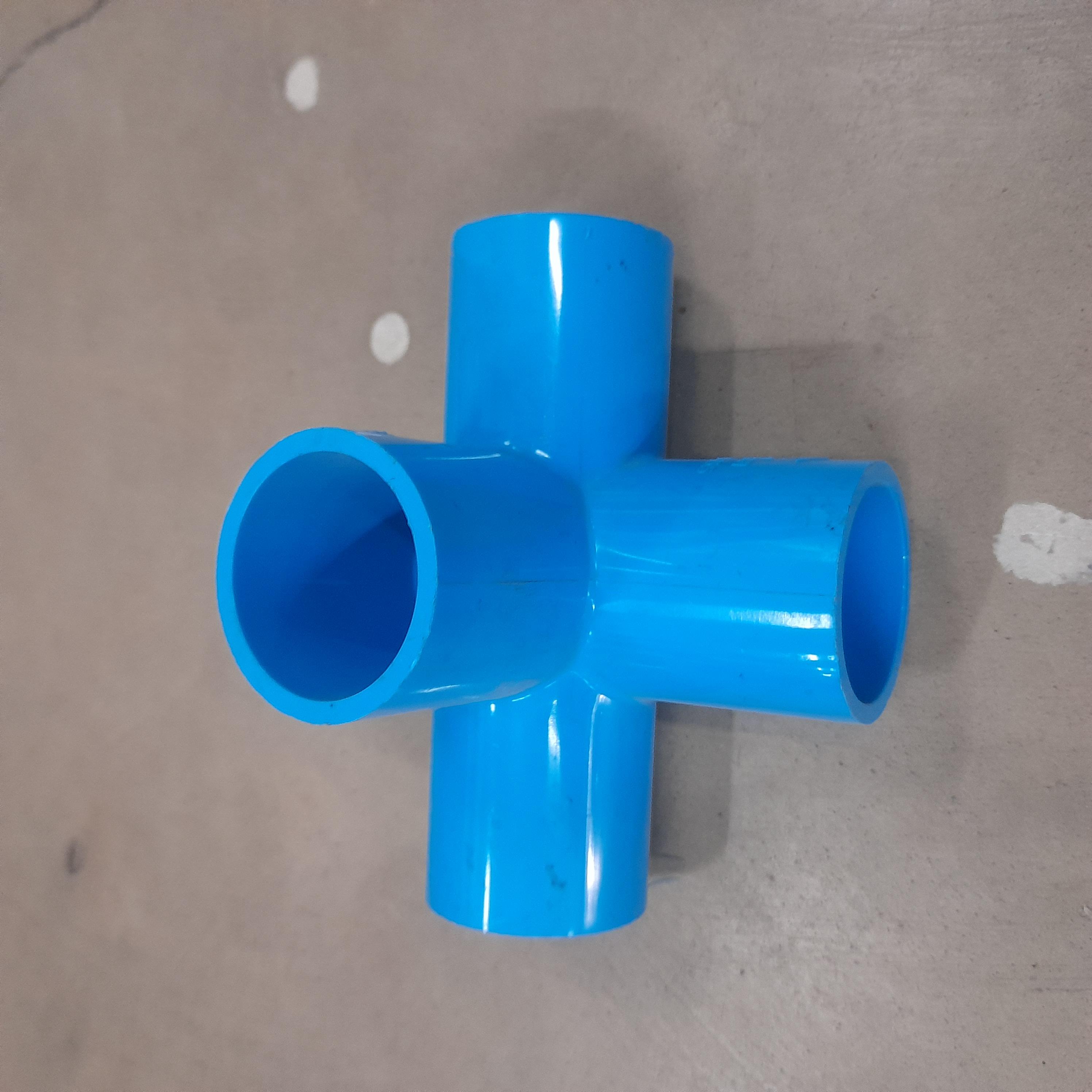 ท่อน้ำไทย สี่ทางตั้งฉาก PVC 1นิ้ว ท่อน้ำไทย สี่ทางตั้งฉาก PVC 1นิ้ว - ดำรงค์โฮมพลัส