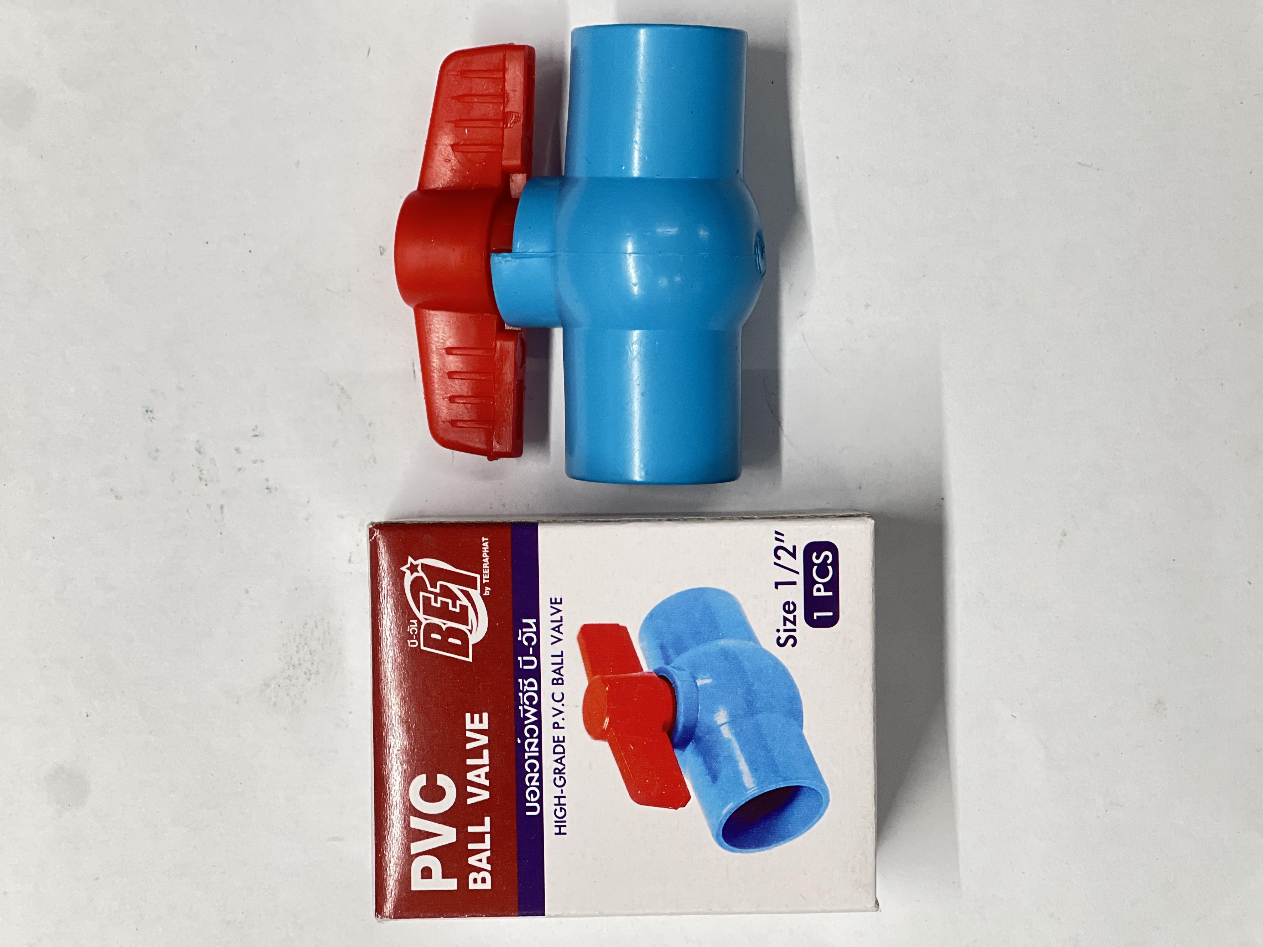 BE 1 บอลวาล์ว PVC สวม 1/2 (150/ตัว) BE 1 บอลวาล์ว PVC สวม 1/2 (150/ตัว) - ดำรงค์โฮมพลัส