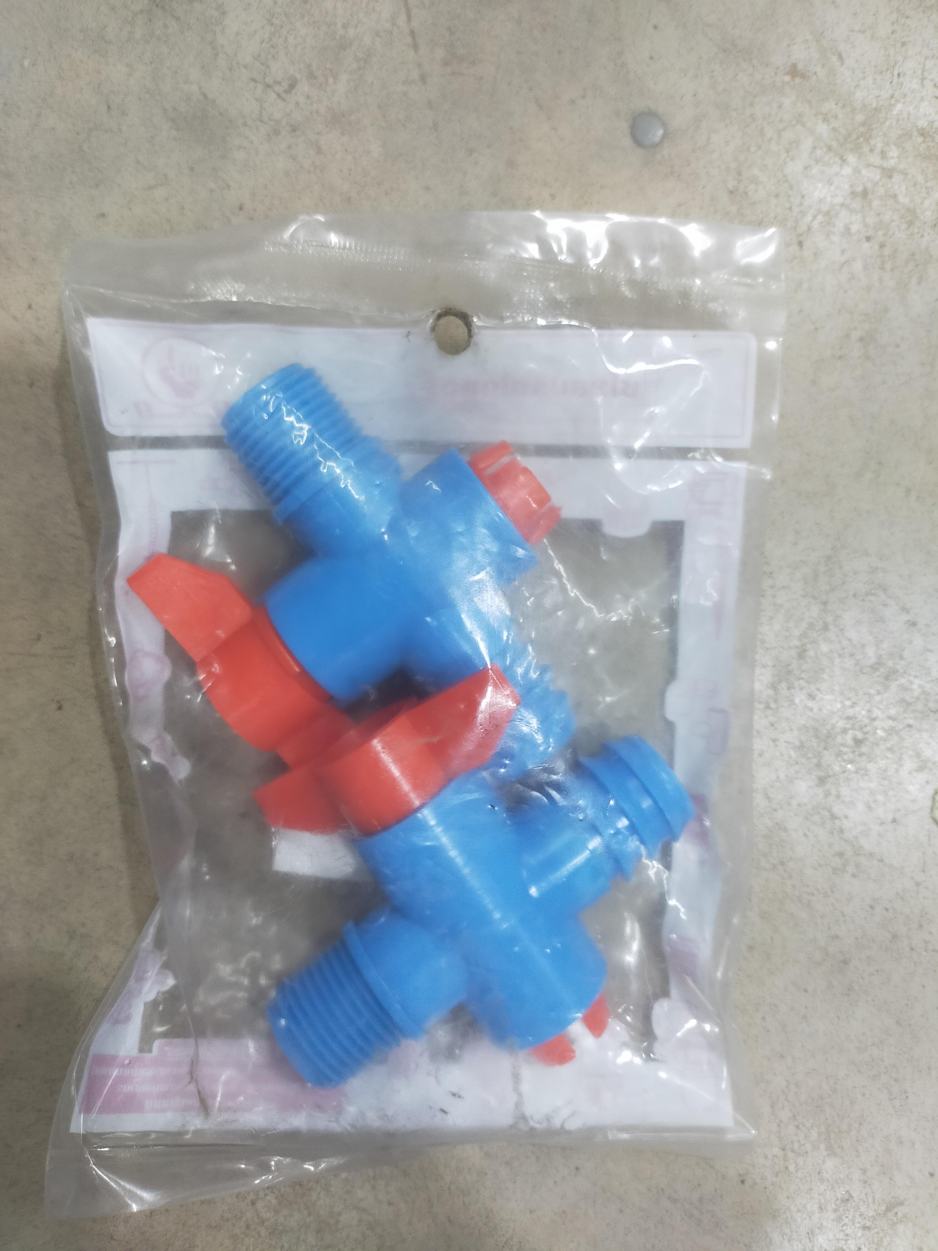 KANOK วาล์วเกษตรสวมท่อ PE เกลียวนอก 1/2x25มม. 361-25PE-G (2อัน/แพ็ค) KANOK วาล์วเกษตรสวมท่อ PE เกลียวนอก 1/2x25มม. 361-25PE-G (2อัน/แพ็ค) - ดำรงค์โฮมพลัส