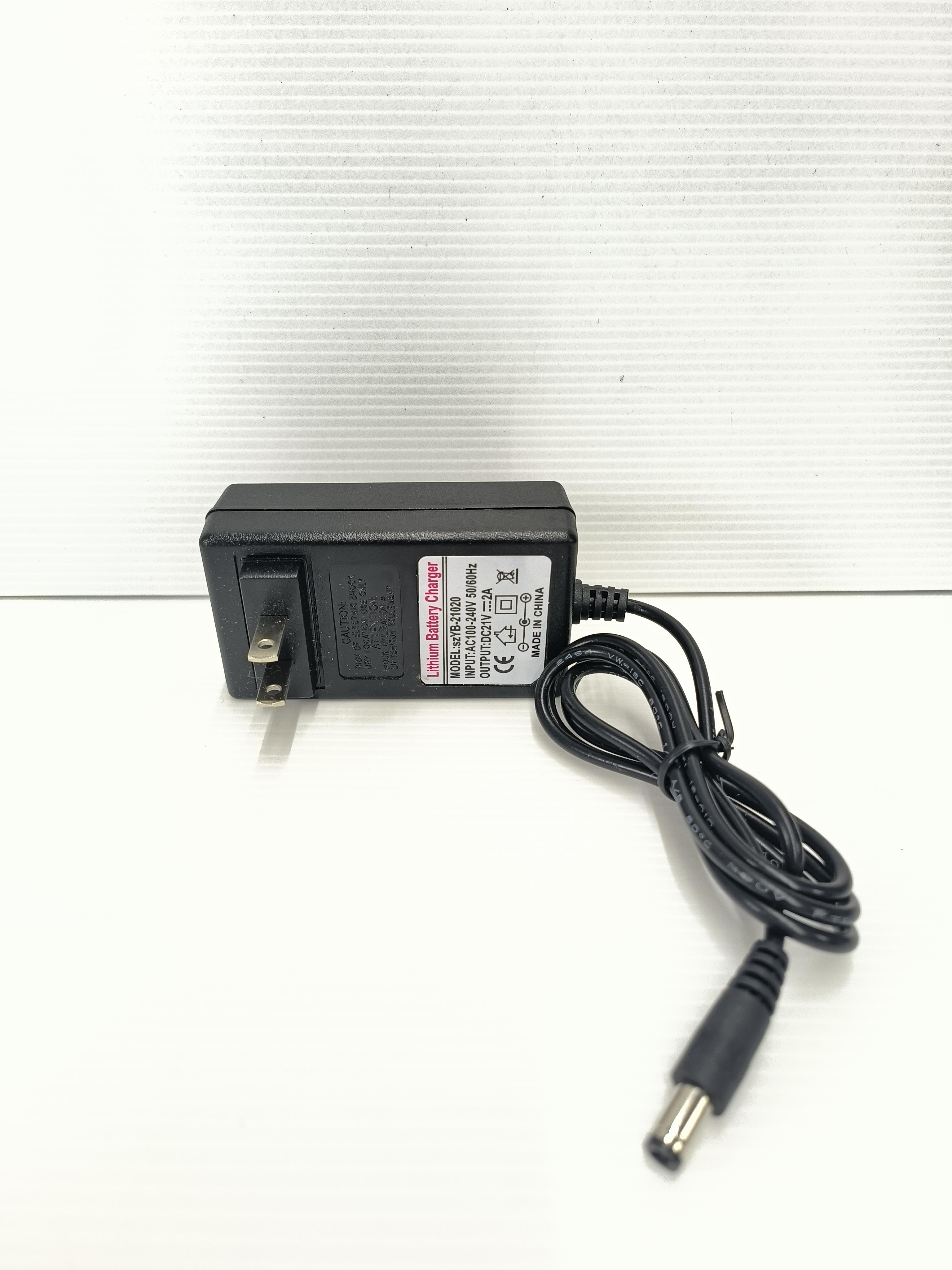 อะแดปเตอร์ 12V 2A อะแดปเตอร์ 12V 2A - ดำรงค์โฮมพลัส
