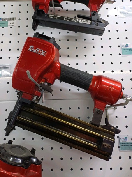 KINGXP เครื่องยิงตะปู คอนกรีต FST50 RED