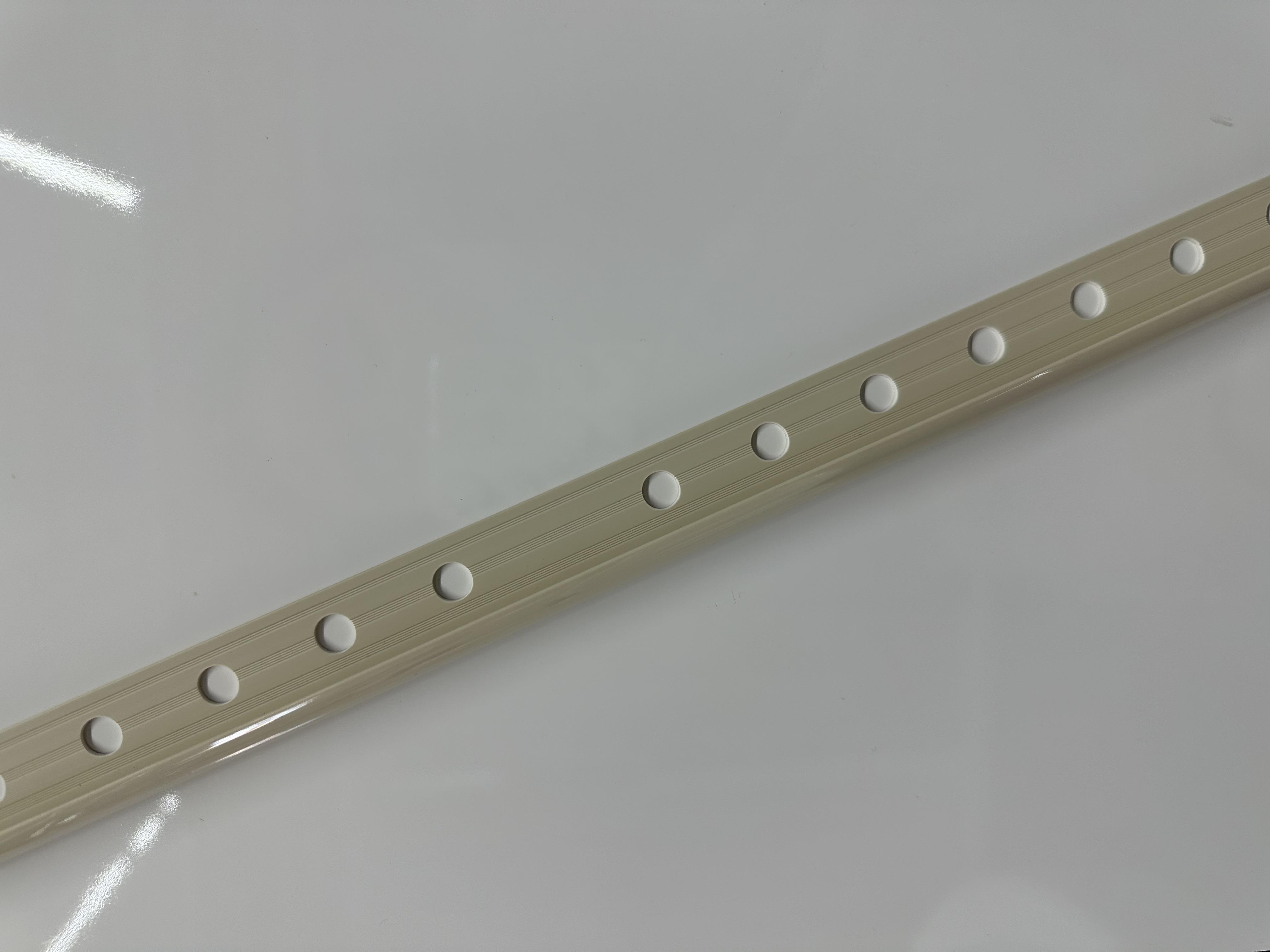 คิ้วกระเบื้องพีวีซี PPS LTF-132002 ขนาด 13 มิล สีงา (100 เส้น/กล่อง) คิ้วกระเบื้องพีวีซี PPS LTF-132002 ขนาด 13 มิล สีงา (100 เส้น/กล่อง) - ดำรงค์โฮมพลัส