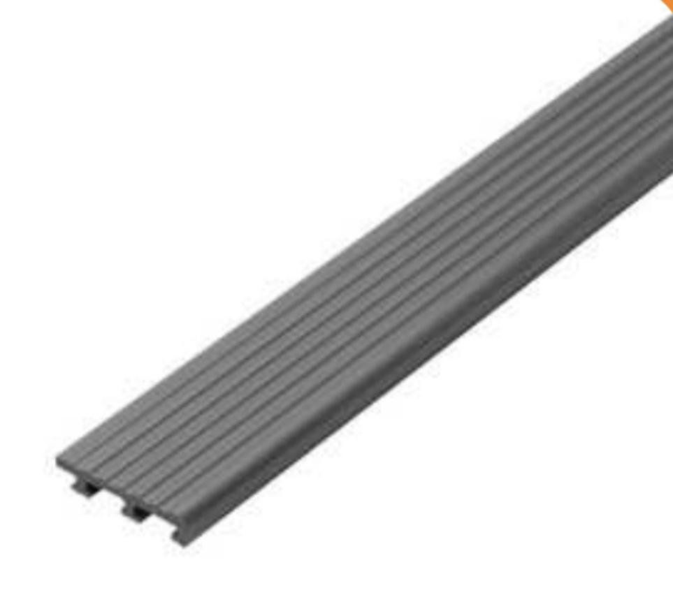 PPS จมูกบันไดกันลื่น SN-502012 2ม. เทาแก่ PPS จมูกบันไดกันลื่น SN-502012 2ม. เทาแก่ - ดำรงค์โฮมพลัส