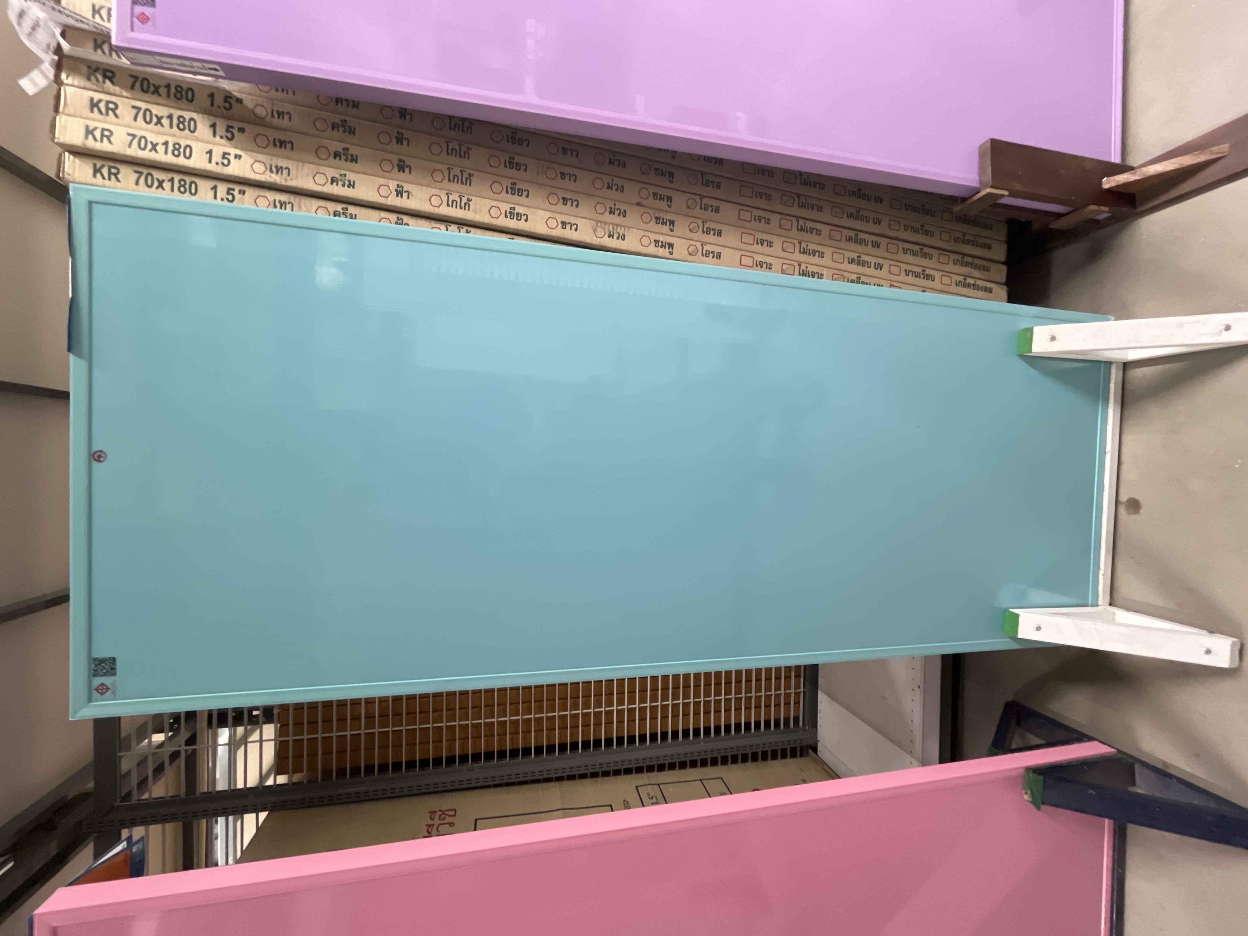 ประตู KRV1 เคลือบ UV 70*180 ฟ้า ไม่เจาะ - ตกแต่ง ราคา 990 บาท