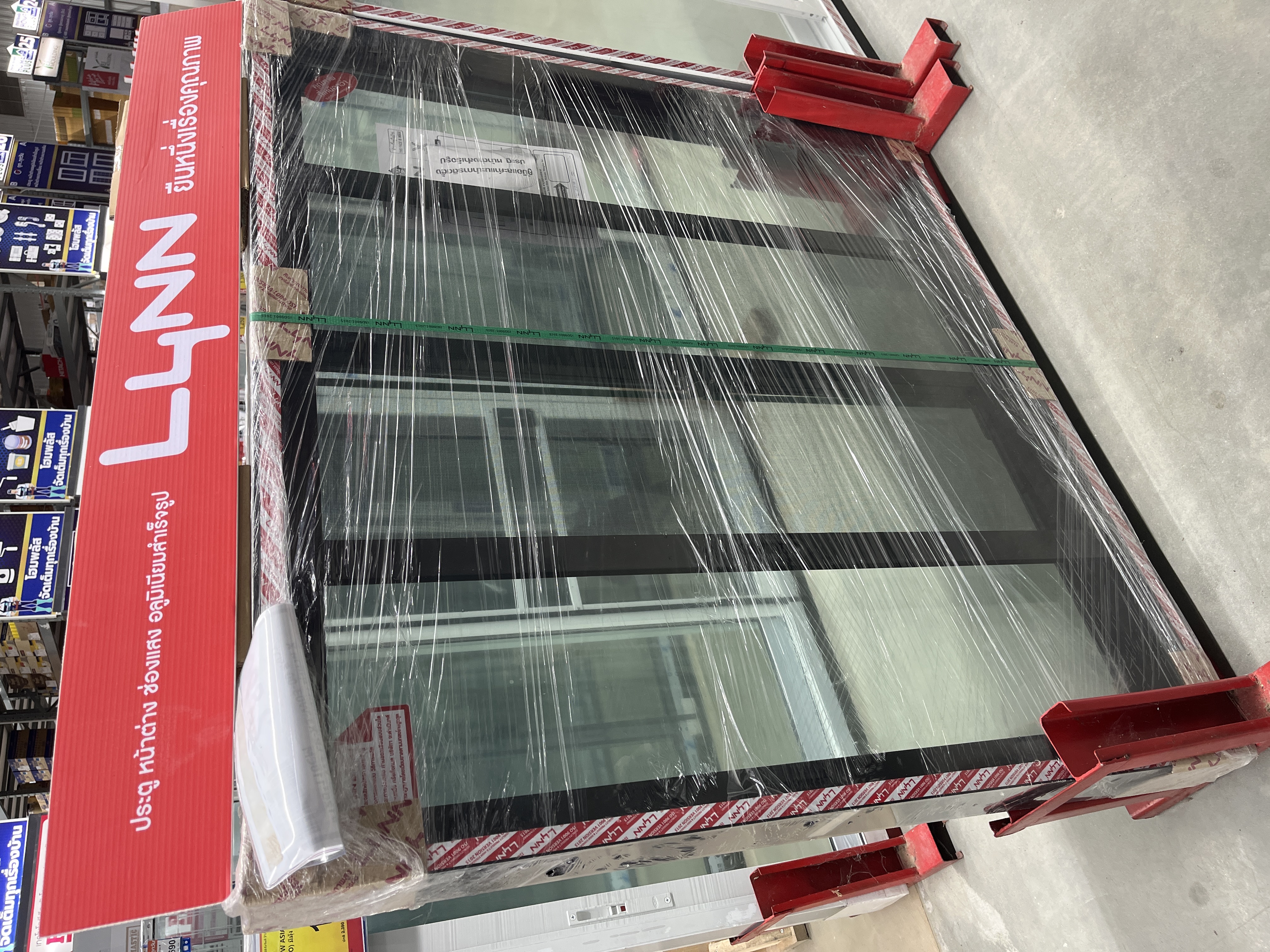 LYNN หน้าต่างบานเลื่อน+มุ้งลวด X SERIES LP-X3-W03-BL1 สีดำ #120*110CM แบรนด์ LYNN - ตกแต่ง ราคา 3,180 บาท