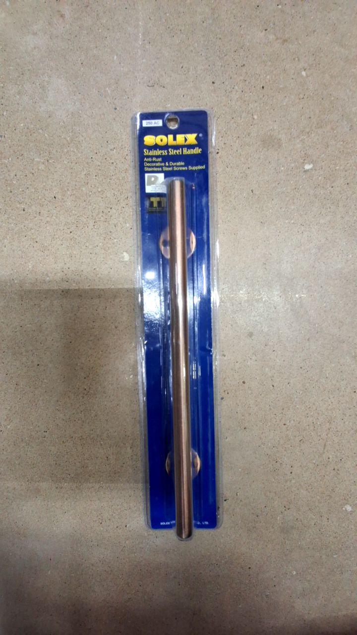 SOLEX มือจับแสตนเลส NO.250AC แท่งตรงแกน12 MM SOLEX มือจับแสตนเลส NO.250AC แท่งตรงแกน12 MM - ดำรงค์โฮมพลัส