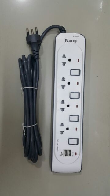 NANO รางปลั๊กไฟพ่วงกันไฟกระชาก NN-CES4U เต้ารับ 4ช่อง USB 2ช่อง สายไฟ3ม.(24/ลัง)